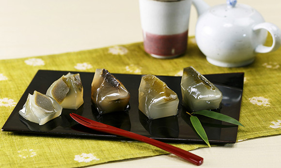 【ビジネスのお相手編】「個包装で配りやすい」「好き嫌いが分かれない」もの