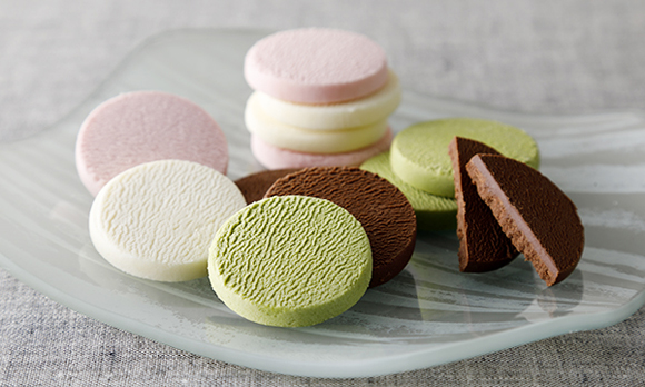 口の中で「ほろり」と溶ける。新感覚のショコラクッキー