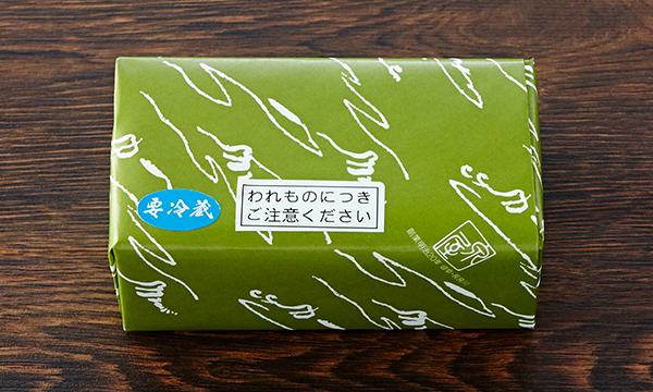 鮎のリエット・白熟クリーム木箱入りの包装画像