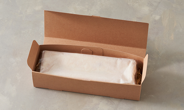 銀座カシータ ゴルゴンゾーラチーズケーキ (GINZA CASITA Gorgonzola Cheesecake)の箱画像