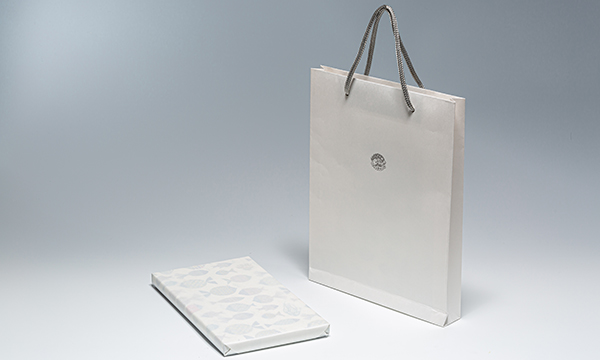 信州産　燻製と昆布〆のセットの紙袋画像