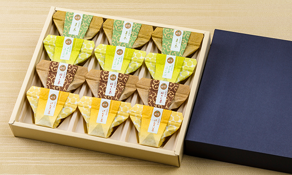 牧ノ原オリジナルお茶葛餅の箱画像