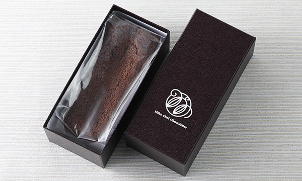 カラク(ガトーショコラ)1本の箱画像