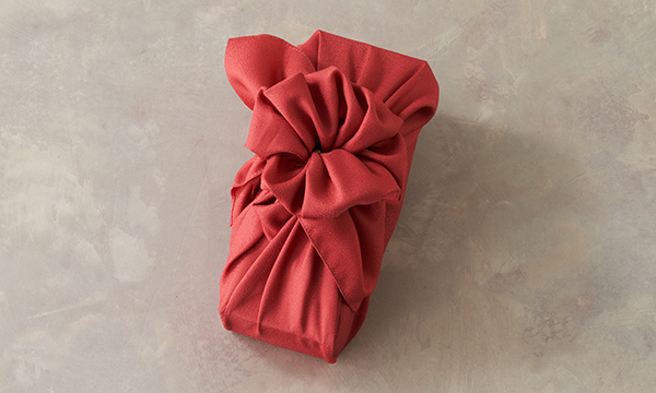 京を贈るフィナンシェ　味凛 MIRIN ～薫りの調べ～　風呂敷花結びの包装画像