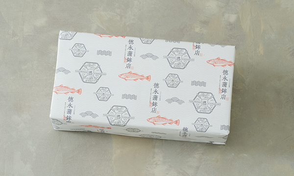 徳永蒲鉾のカマフィーユ3個セットの包装画像