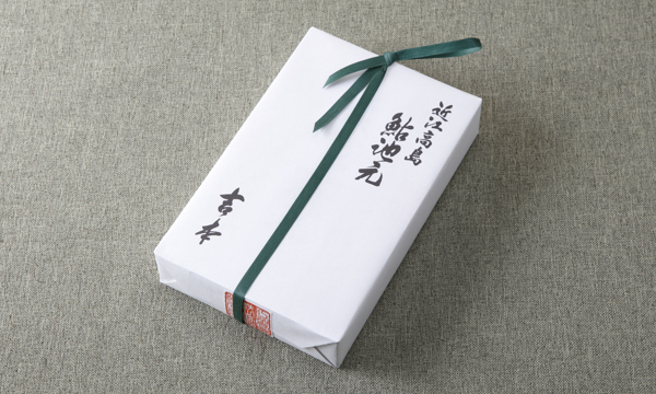 活鰻しぐれ煮 桐箱詰めの包装画像