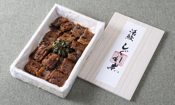 活鰻しぐれ煮 桐箱詰めの箱画像
