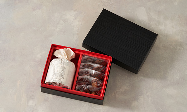 琉球紅茶サンセットヌーボー＆クッキーギフトセットの箱画像