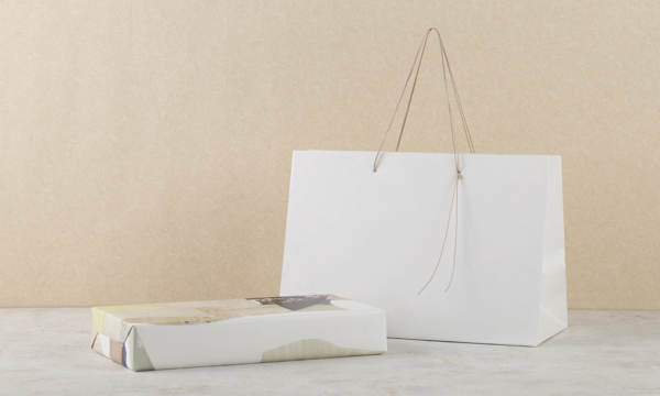 嘉ぎの紙袋画像